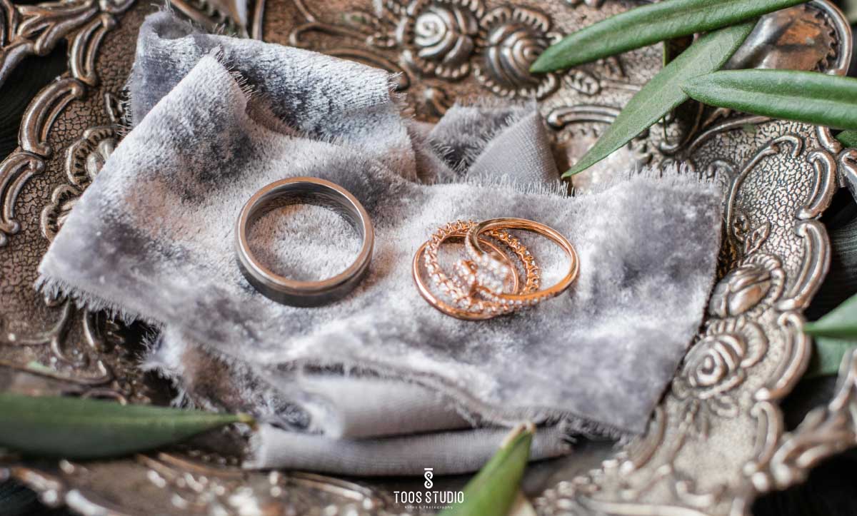 عکس حلقه نامزدی در دست دختر و پسر